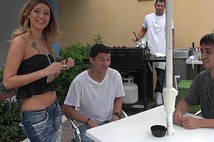 不知火舞裸体视频