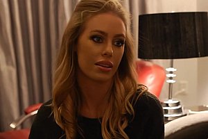kayden corss在线播放